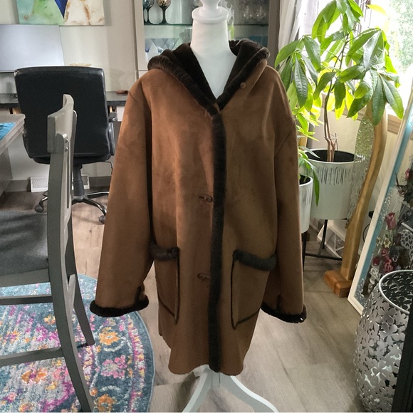Jones New York Jackets & Blazers - Jones New York Brown Hooded Shearling Coat with Black Trim